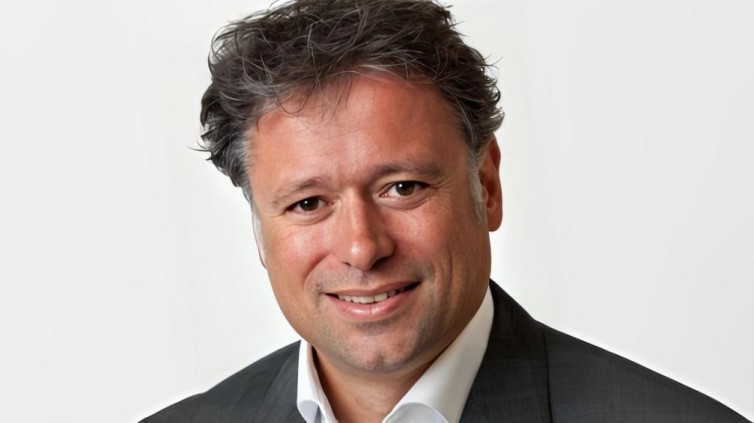 De PR-wereld moet fundamentele keuzes maken, zegt Serge Beckers, voorzitter Worldcom PR Group